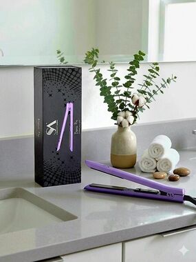Straight Ahead Bionic Pro Ceramic Flat Iron Purple- Still In Plastic - MSRP $450